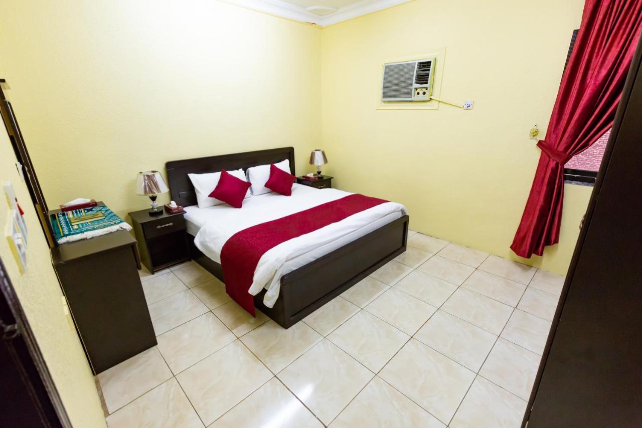 Al Eyeery Furnitured 1 Aparthotel 2*