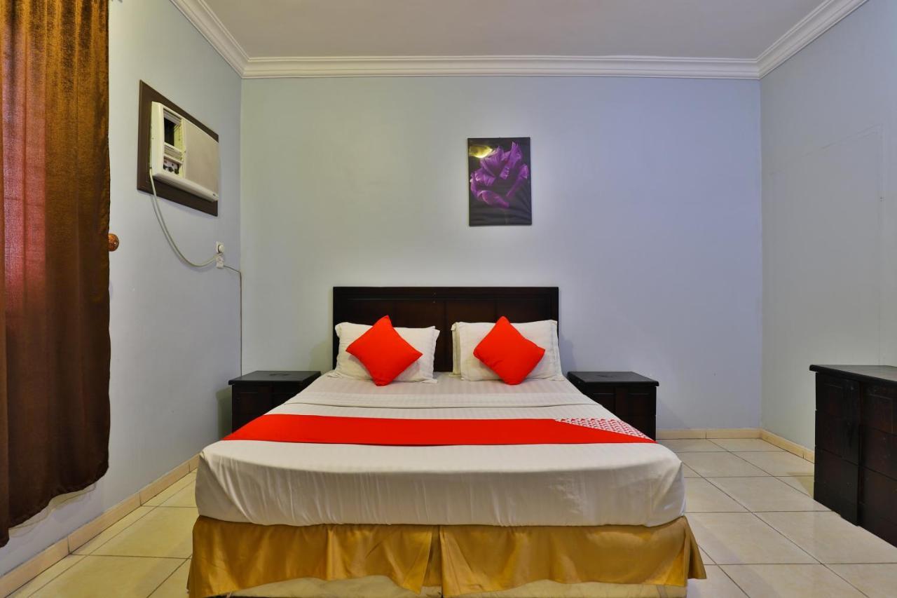 Hotel Oyo 431 Marina Taiba