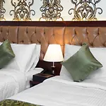 Pinewood Hotel