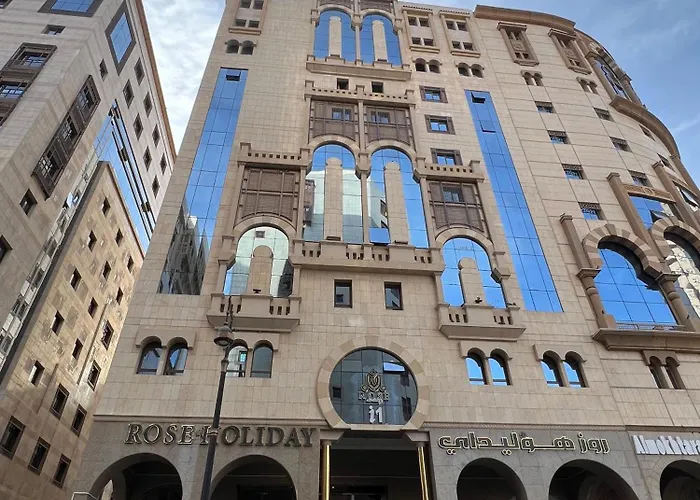 Rose Holiday I1 روز هوليداي