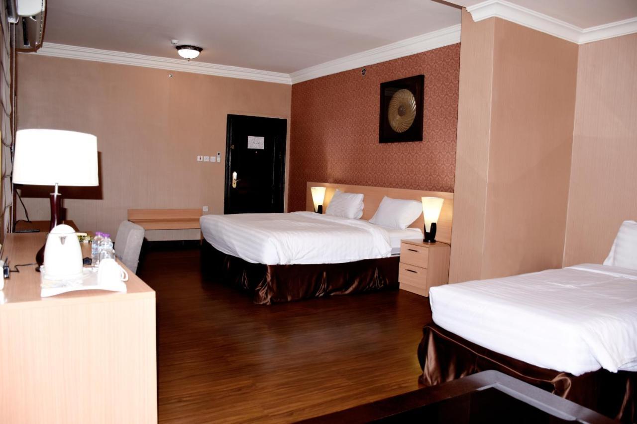 Hotel Shomookh