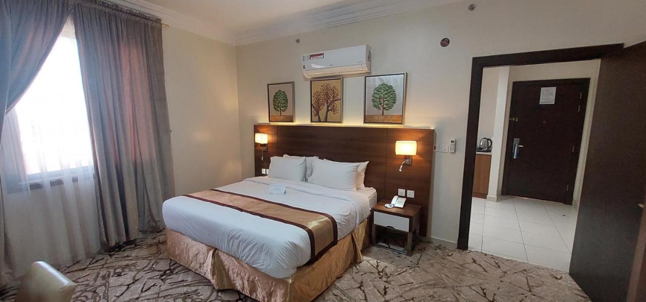 Rabwah Al Safwa 8 Hotel *