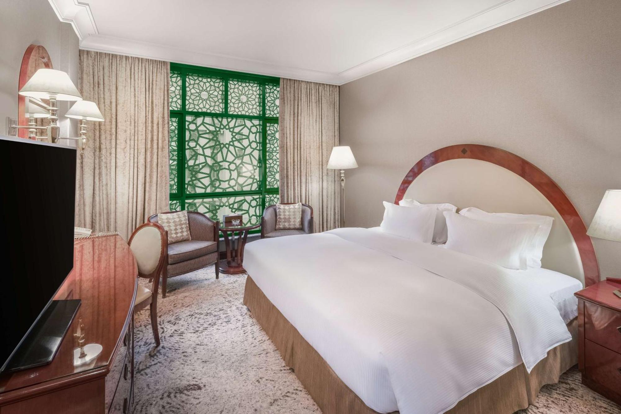 Hotel Madinah Hilton 5*