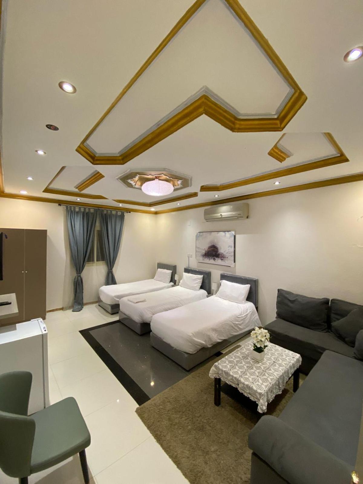 Green Spring Apartment *