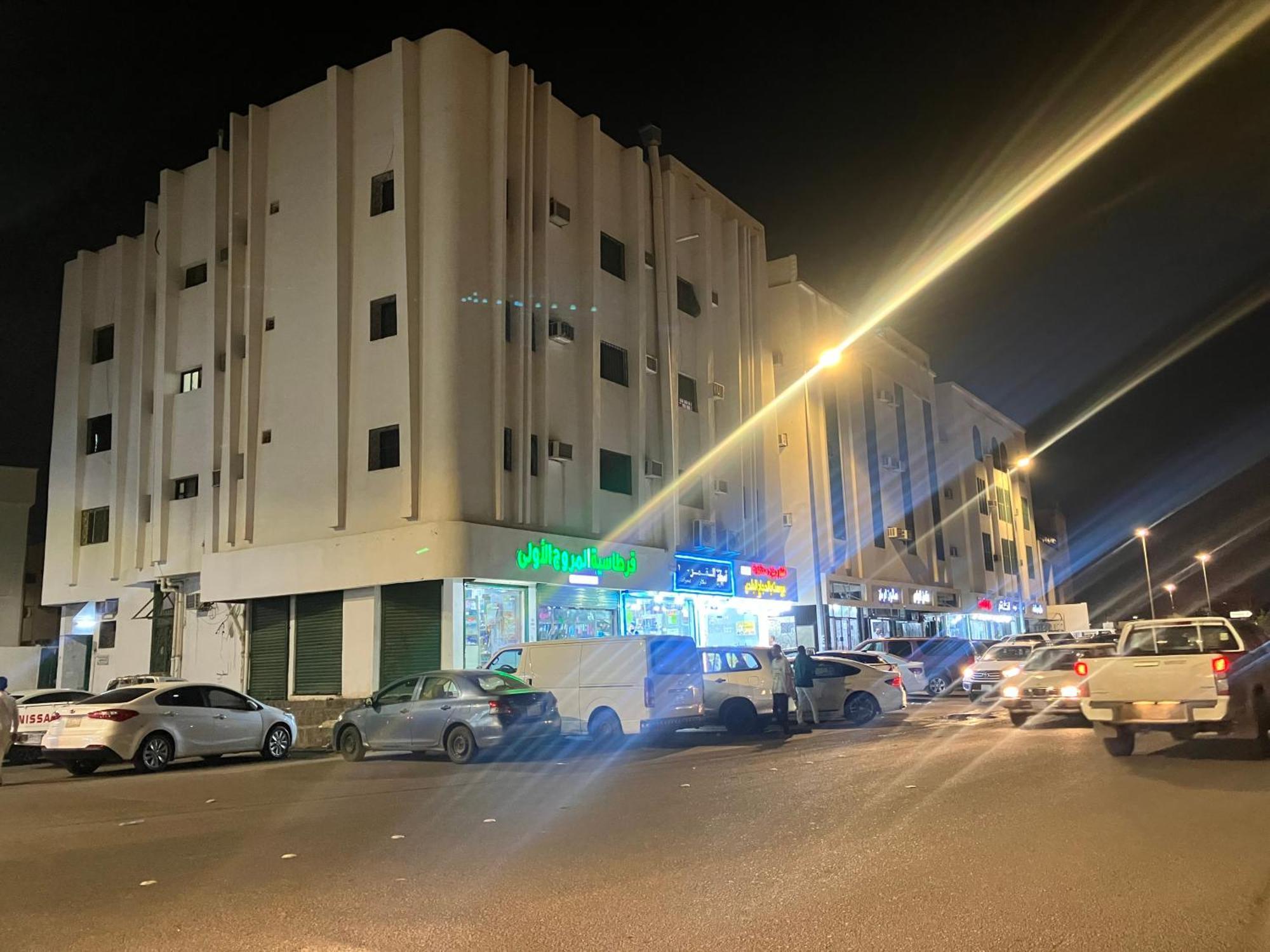 عنبر طيبة * Medina