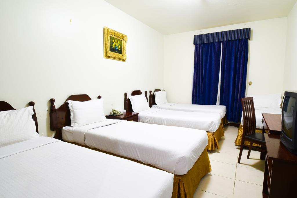 Luxurious Al Rawdah Suites Medina