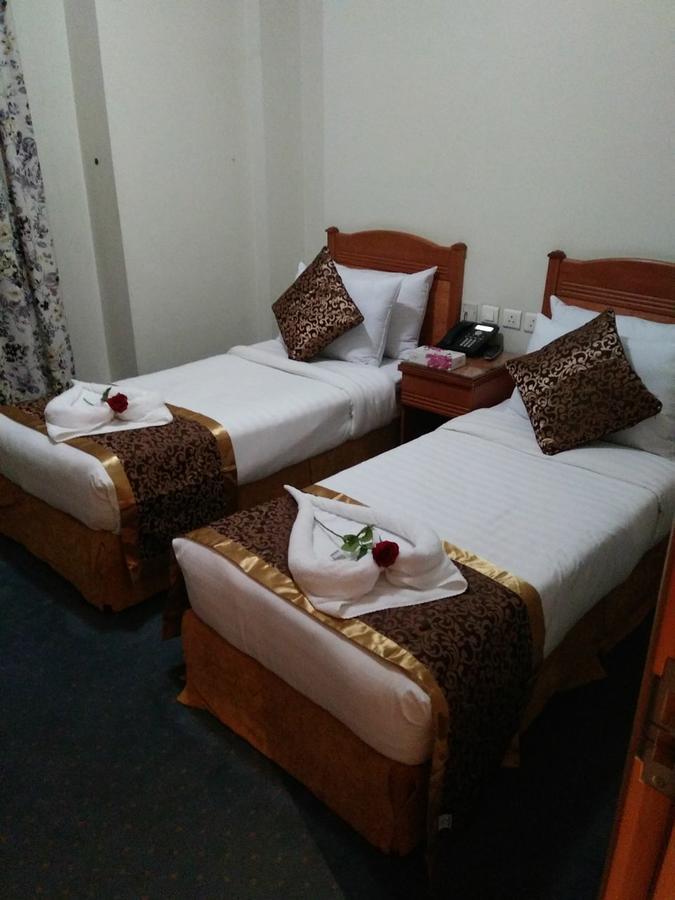Manarat Al Taj 4*