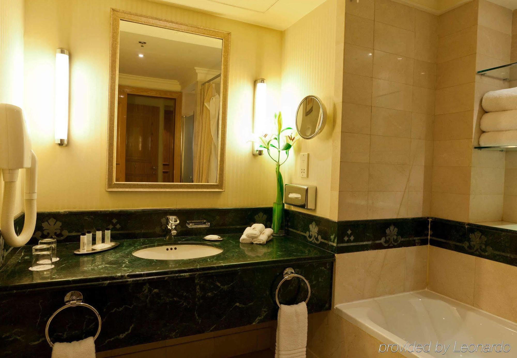Madinah Marriott Hotel *