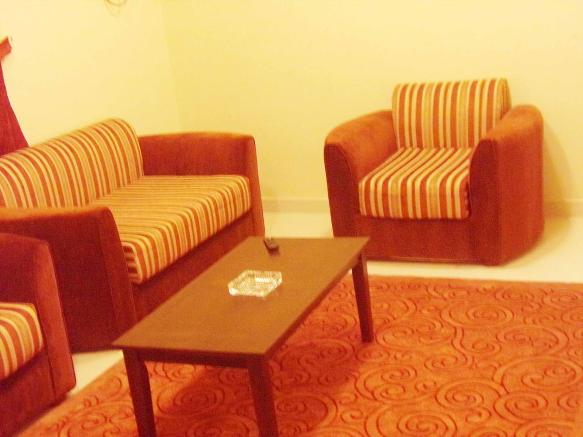 Aparthotel Omar Suites Medina
