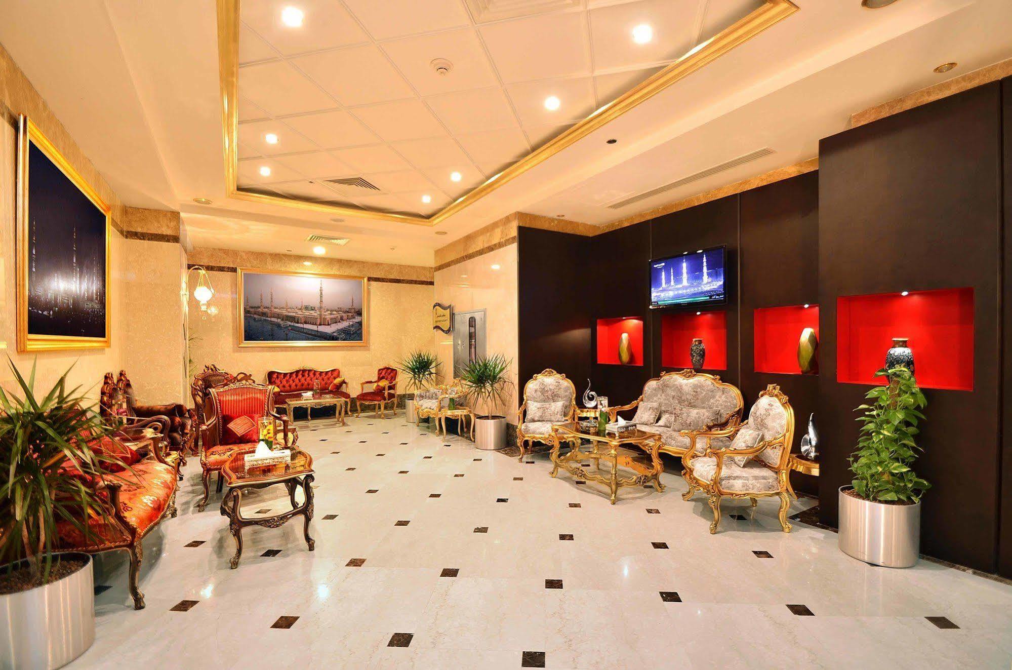Hayatt International 4*