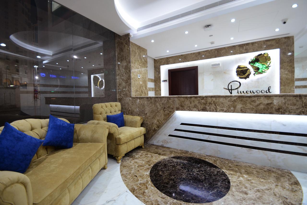 Pinewood Hotel 2*