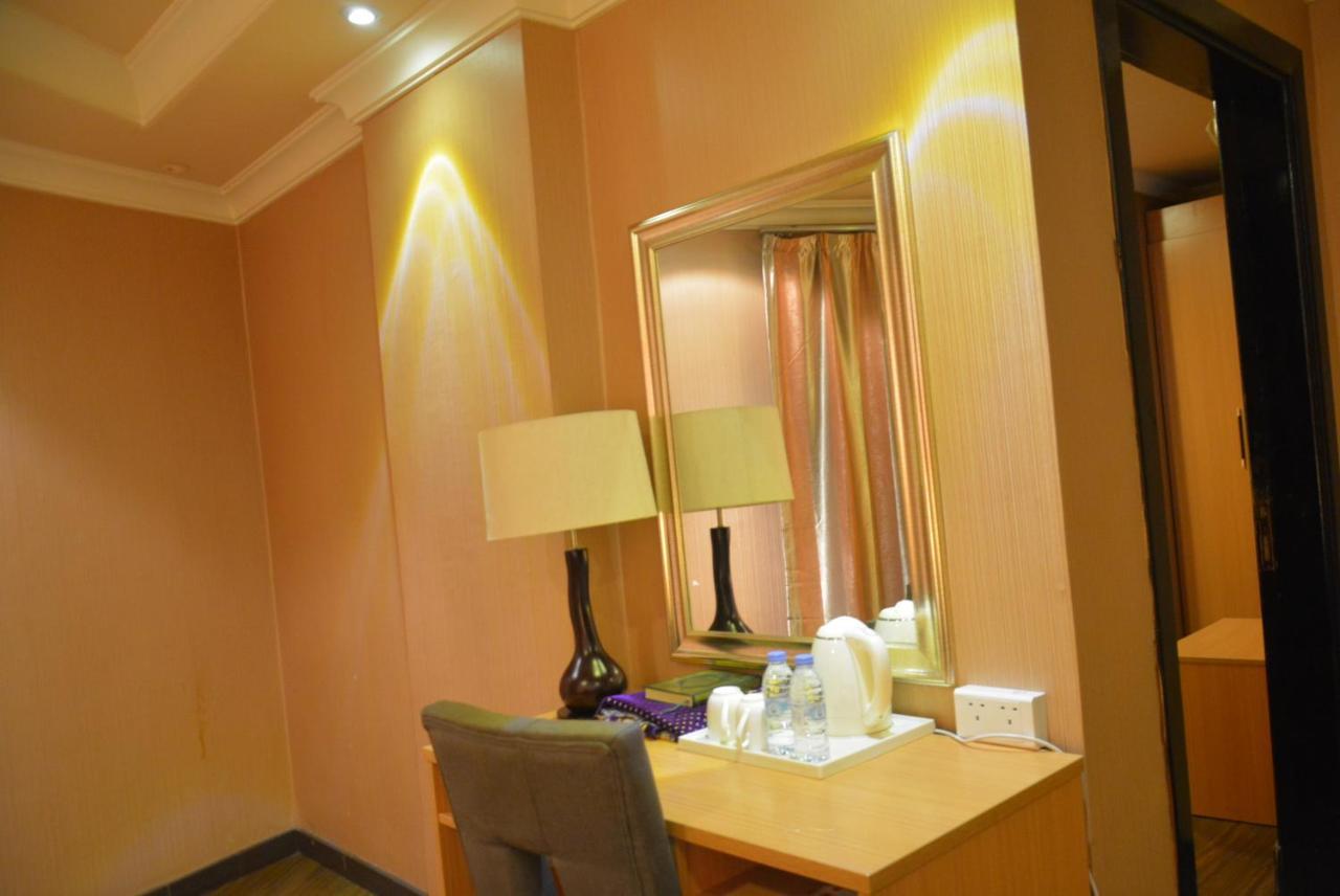 Hotel Shomookh